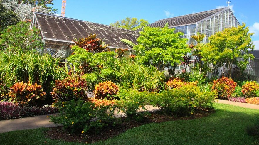 Foster Botanical Garden, United States